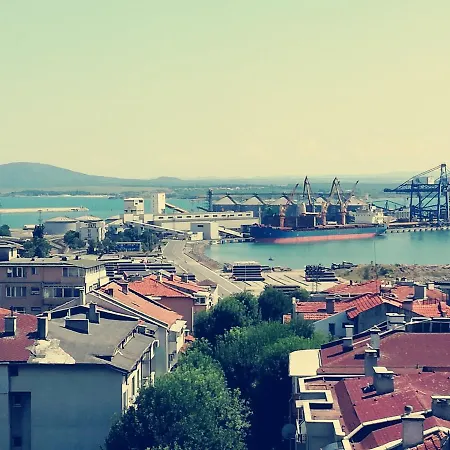 아파트 за гости во1 부르가스