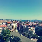 за гости во1 Apartamento Burgas